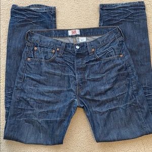 Levi's 501 distressed dark wash jeans W34 L32